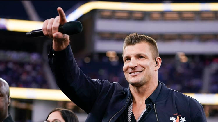 Rob Gronkowski prend officiellement sa retraite avec les New England Patriots